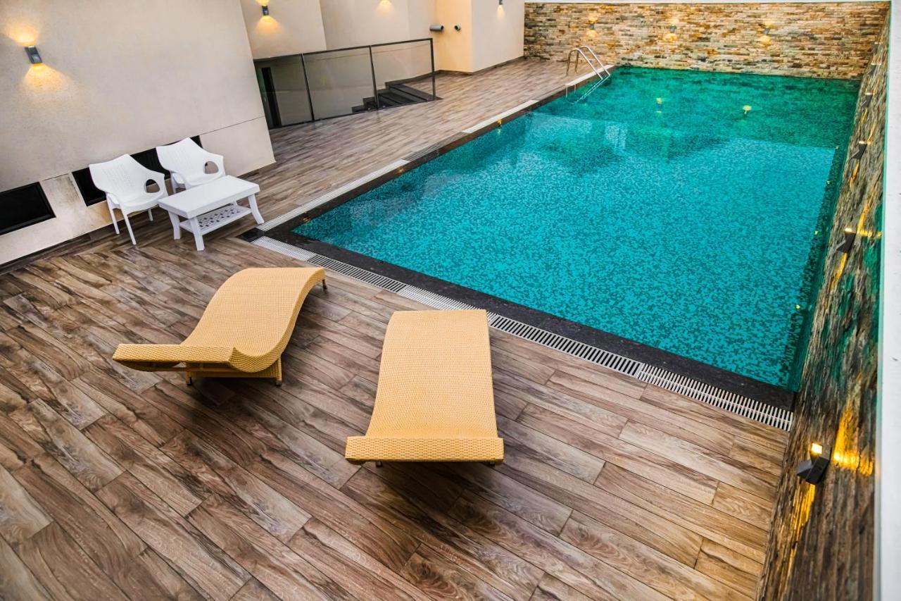 Kkm International Otel Thiruvananthapuram Dış mekan fotoğraf